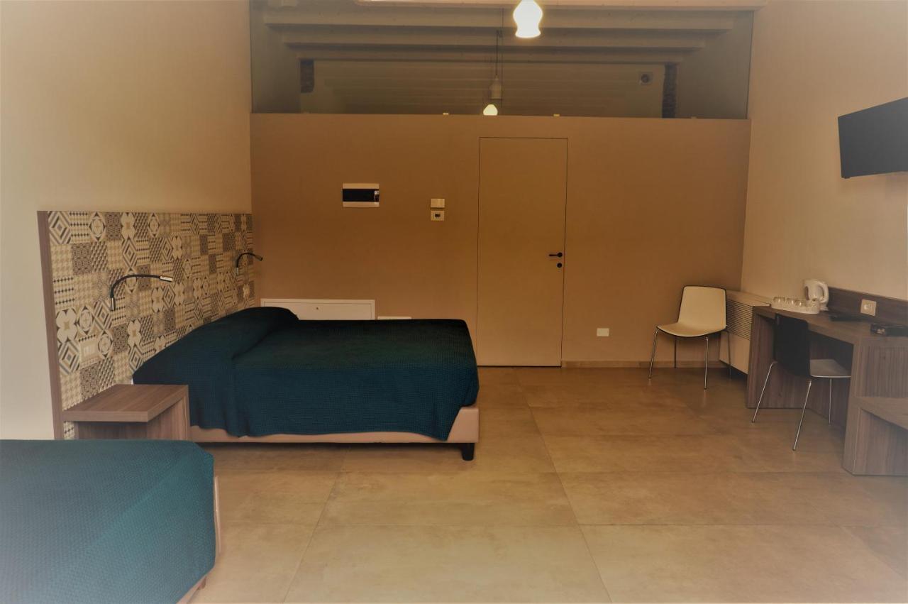 Agriturismo Mascudiera ฟิโอเร็นซัวลา ดาร์ดา ภายนอก รูปภาพ