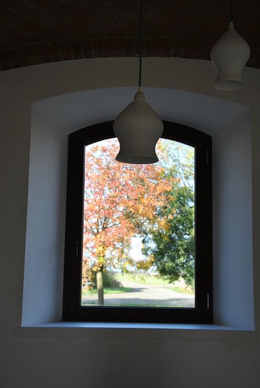Agriturismo Mascudiera ฟิโอเร็นซัวลา ดาร์ดา ภายนอก รูปภาพ