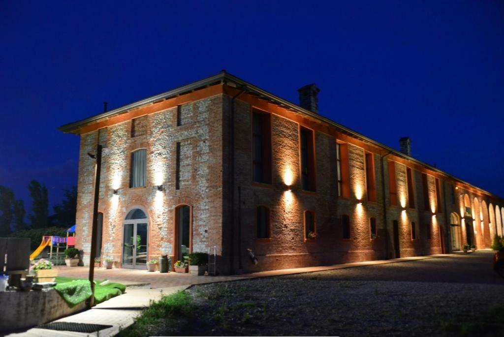 Agriturismo Mascudiera ฟิโอเร็นซัวลา ดาร์ดา ภายนอก รูปภาพ