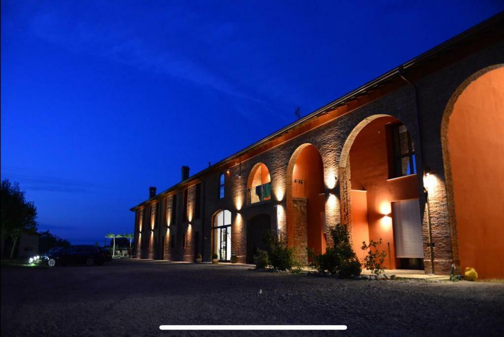 Agriturismo Mascudiera ฟิโอเร็นซัวลา ดาร์ดา ภายนอก รูปภาพ